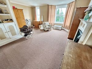 Master bedroom- click for photo gallery